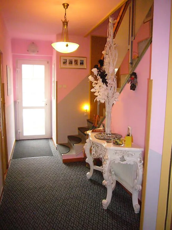 Pension Villa Marit Praga Casa de hóspedes